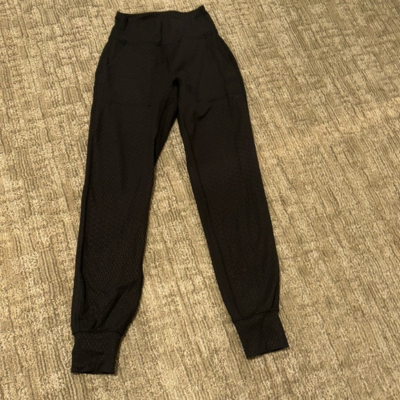Lululemon leggings - Picture 1 of 5